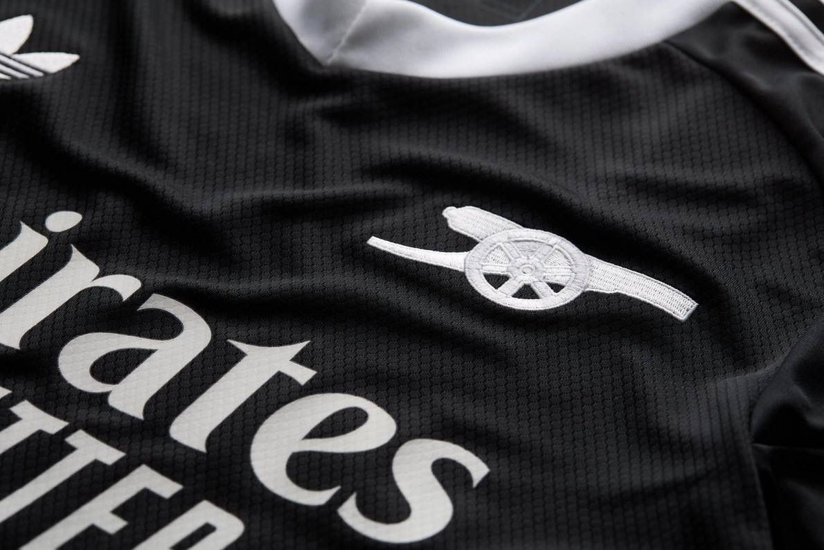 Camisa Arsenal Goleiro 24/25 Torcedor Adidas masculina - Preta