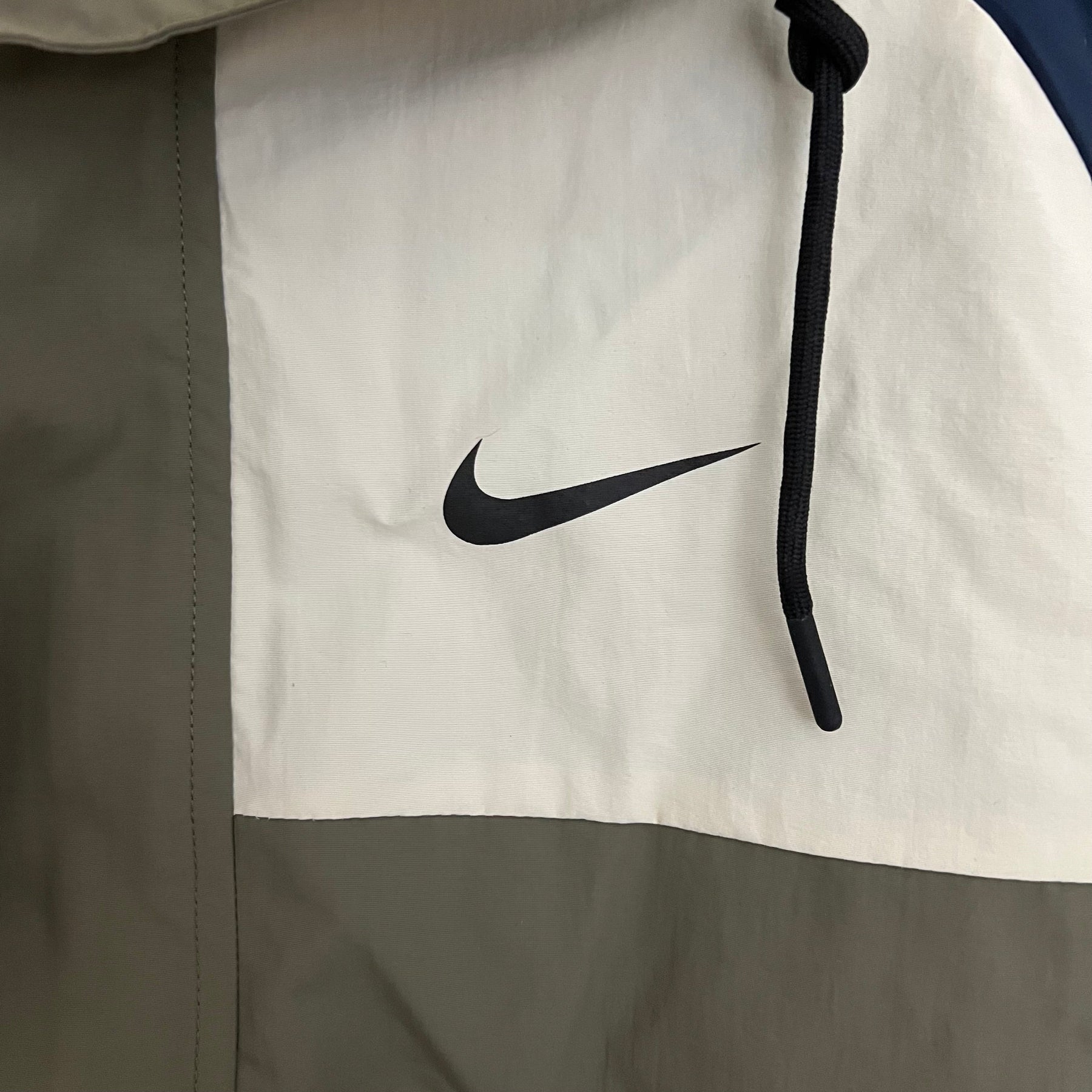 Corta Vento Nike - Verde e Azul - Swoosh