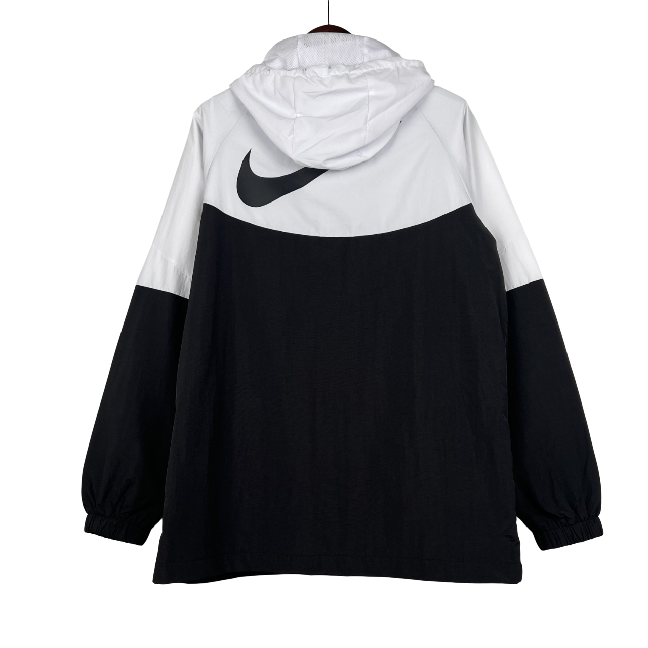 Corta Vento Nike - Preto e Branco - Double Swoosh