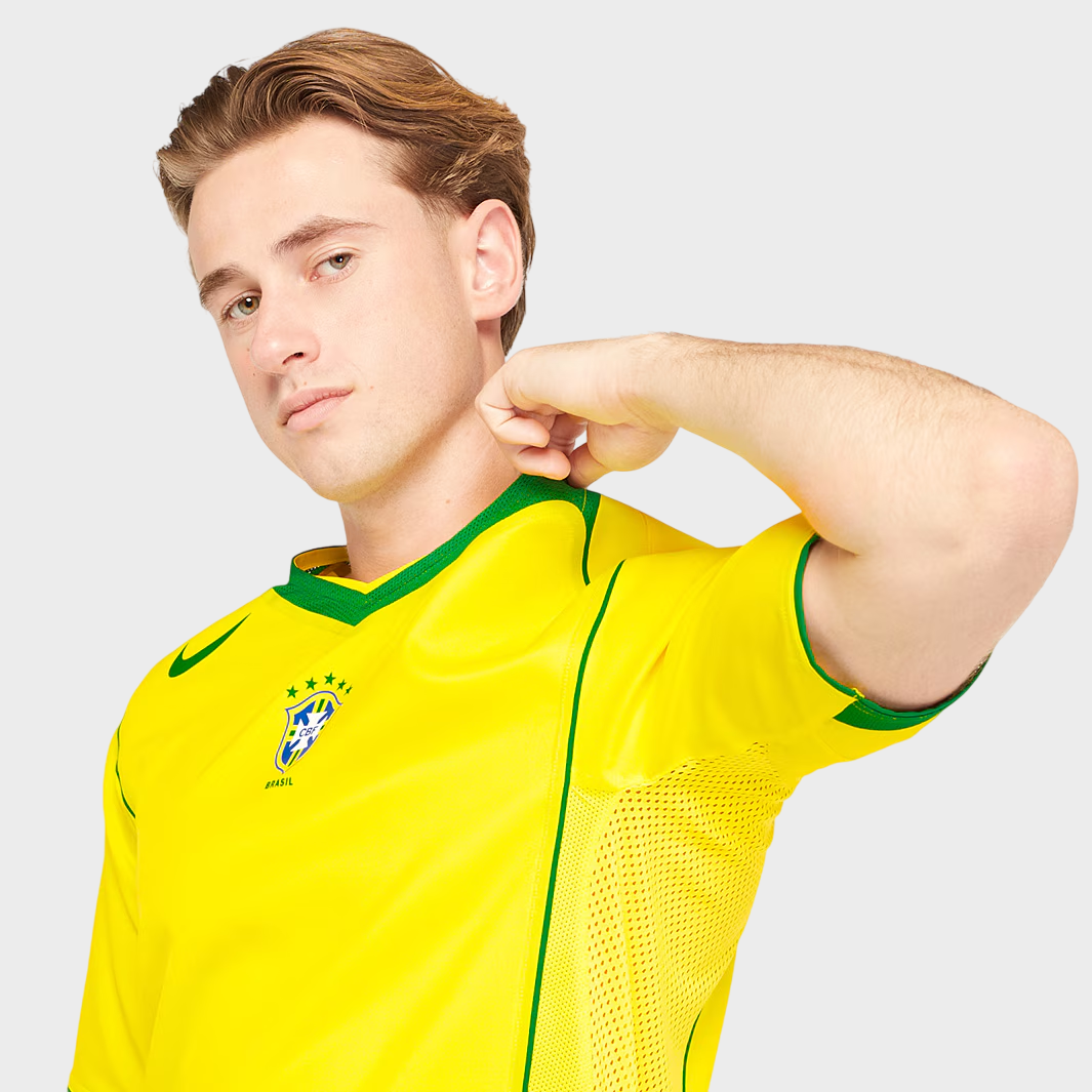 Camisa Seleção Brasileira I 2004 Reedição Nike - Retrô - Amarela