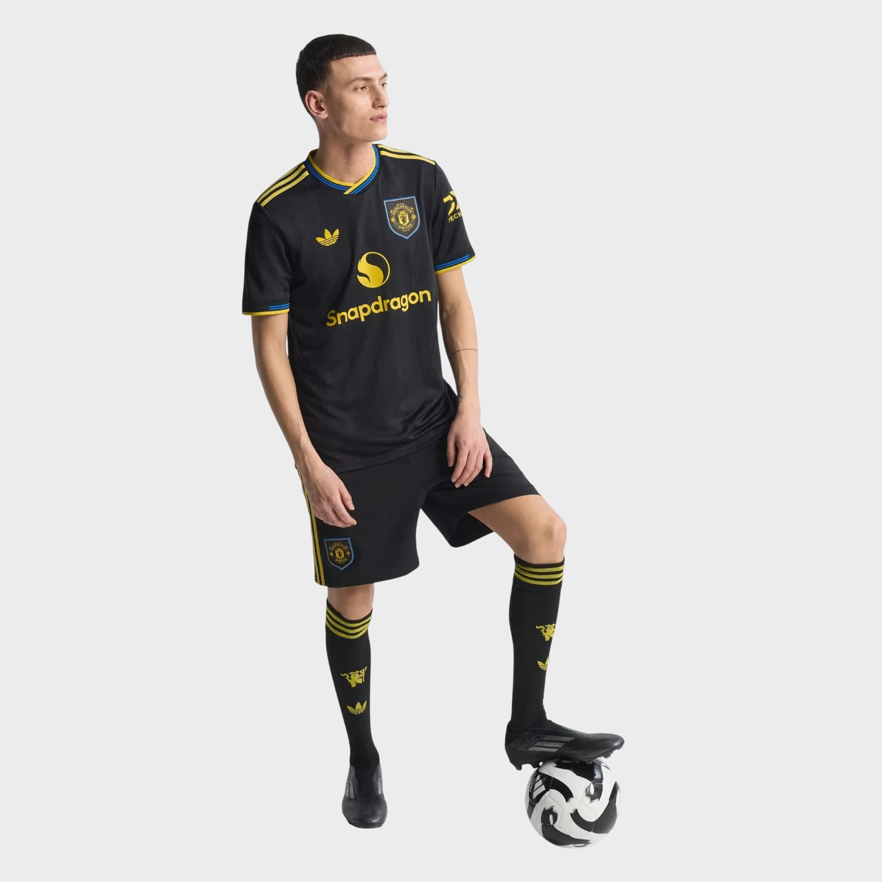 Camisa Manchester United III 25/26 - Torcedor Adidas Masculina - Preta