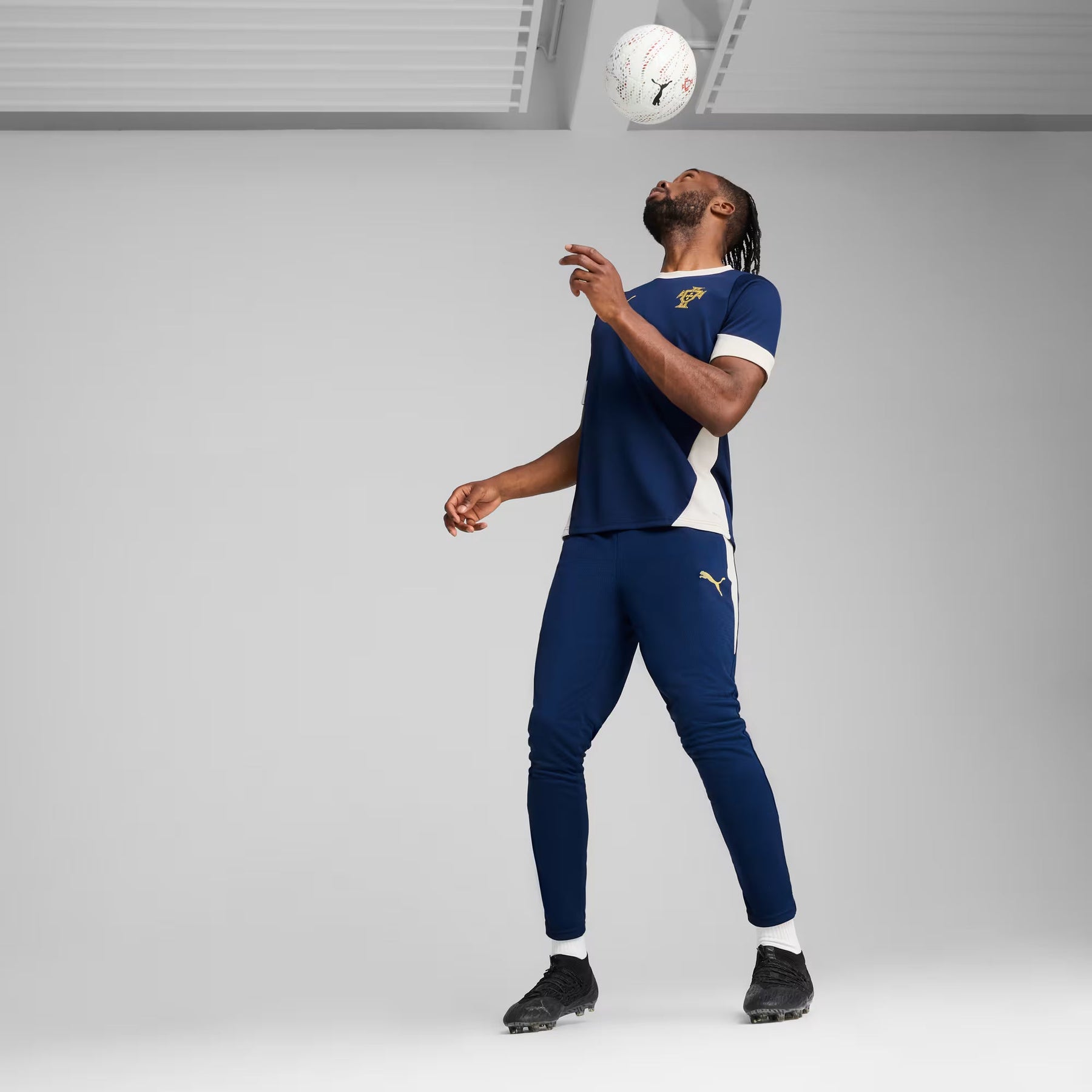 Camisa Portugal Treino 25/26 - Torcedor Puma Masculina - Azul Marinho