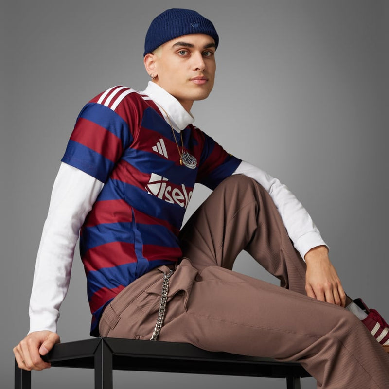 Camisa Newcastle Away 24/25 - Torcedor Adidas Masculino - Vermelho e Azul